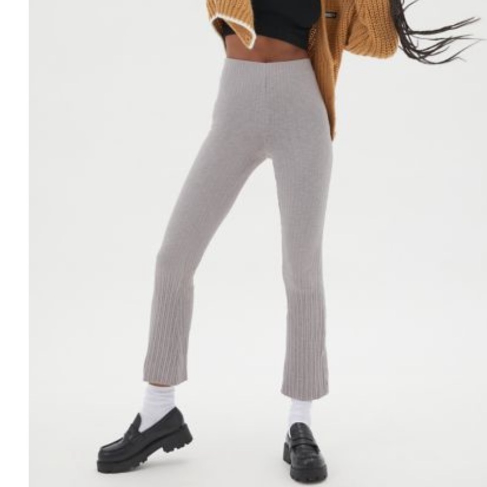 UO Rosie Ribbed High-Waisted Flare Pant